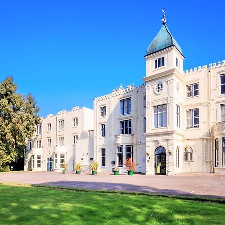הדג' אנד Botleigh Grange Hotel & Spa מראה חיצוני תמונה
