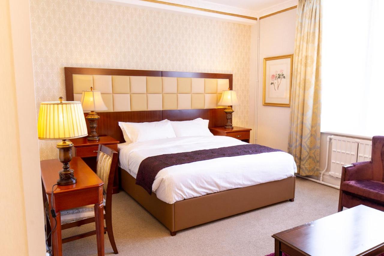 הדג' אנד Botleigh Grange Hotel & Spa מראה חיצוני תמונה