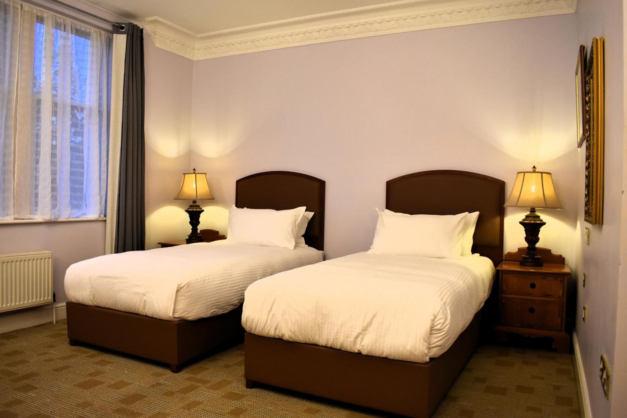 הדג' אנד Botleigh Grange Hotel & Spa מראה חיצוני תמונה