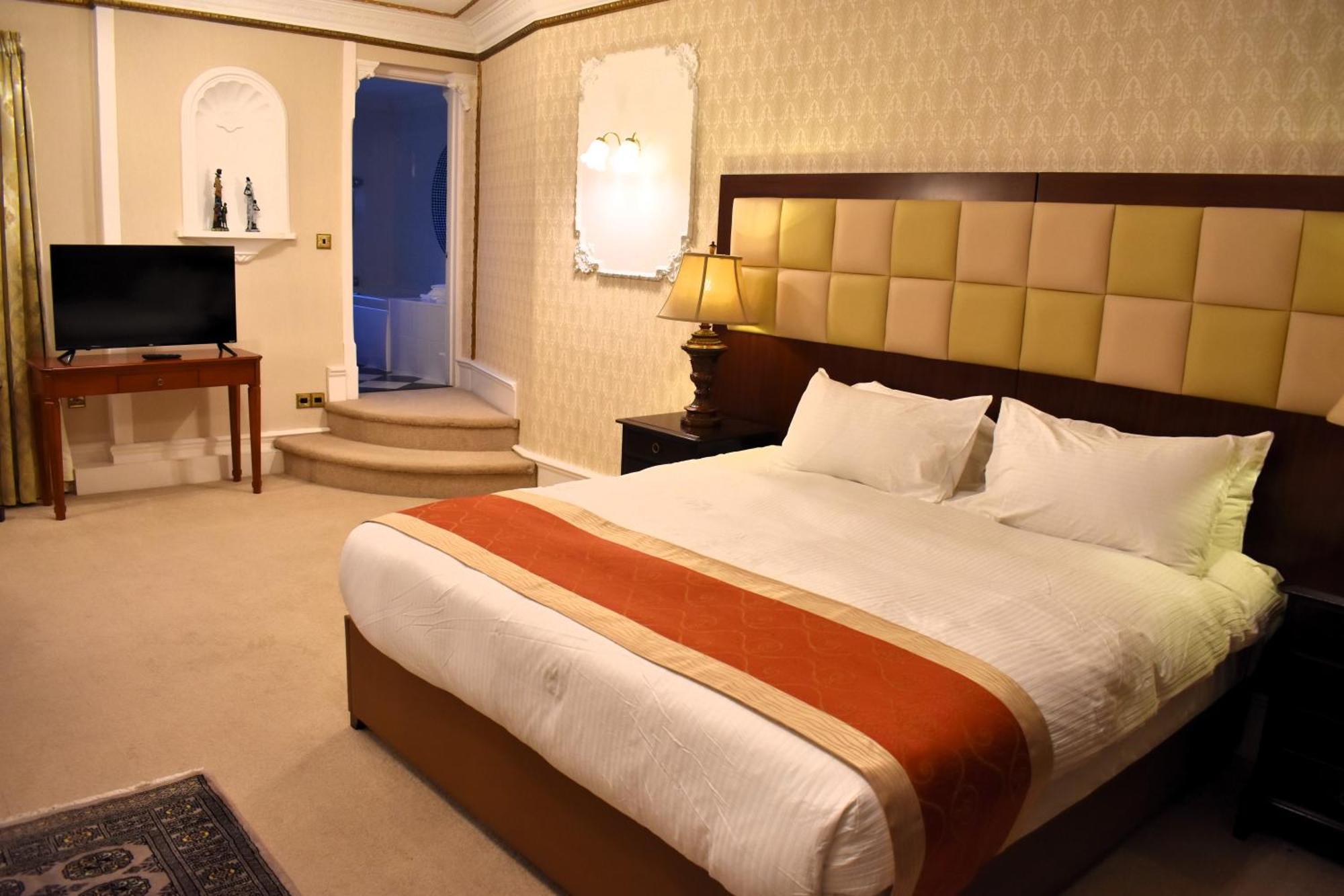 הדג' אנד Botleigh Grange Hotel & Spa מראה חיצוני תמונה