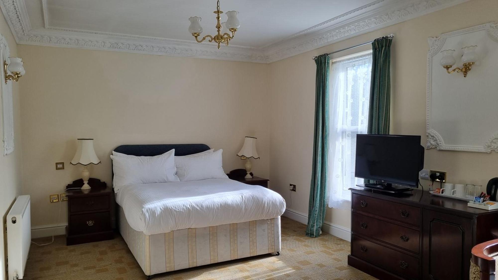 הדג' אנד Botleigh Grange Hotel & Spa מראה חיצוני תמונה