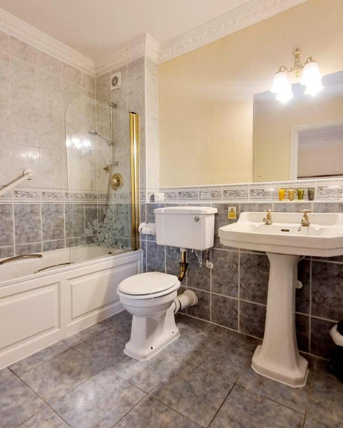 הדג' אנד Botleigh Grange Hotel & Spa מראה חיצוני תמונה