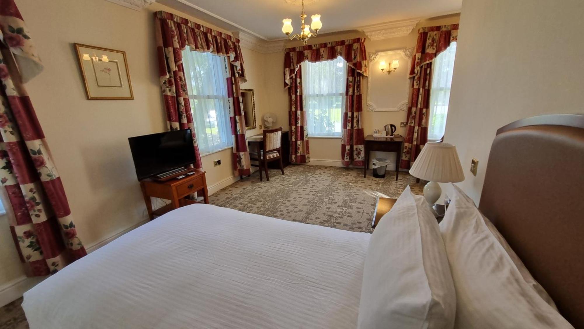 הדג' אנד Botleigh Grange Hotel & Spa מראה חיצוני תמונה